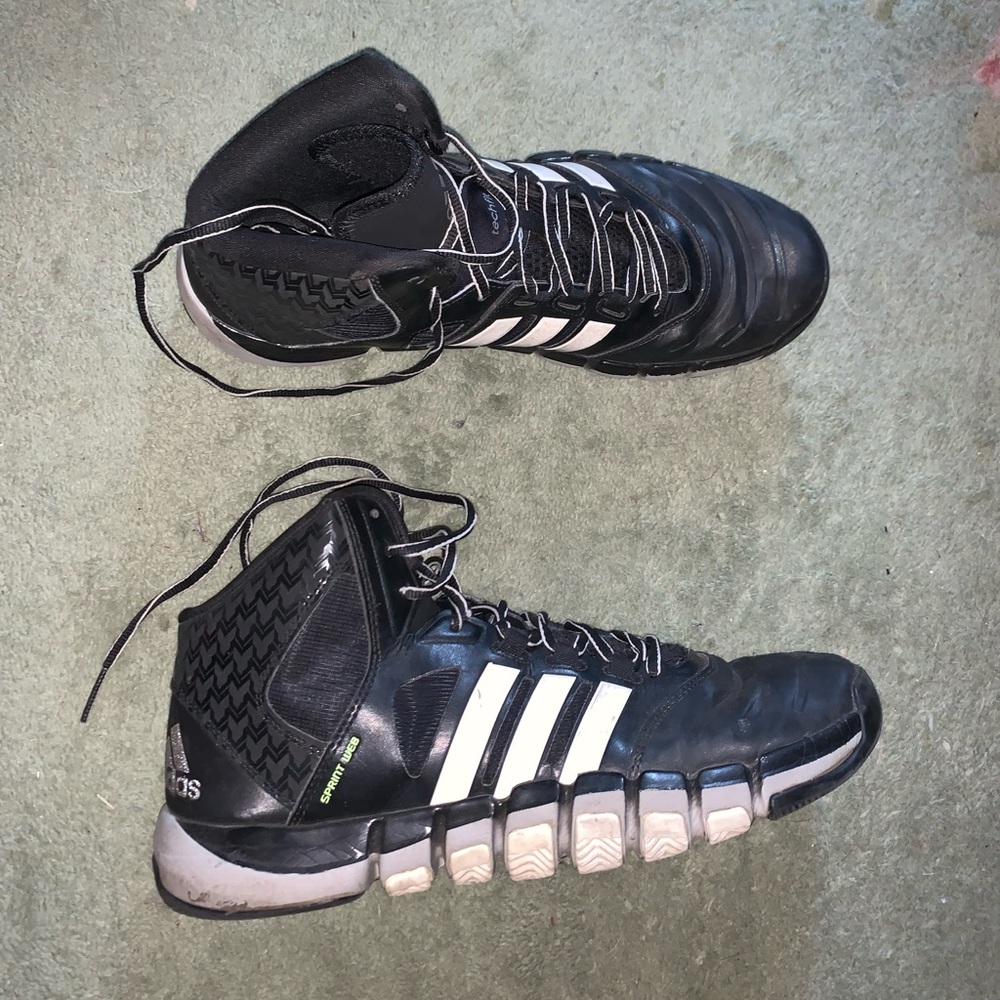 Adidas Basketball Shoe Size 11.5